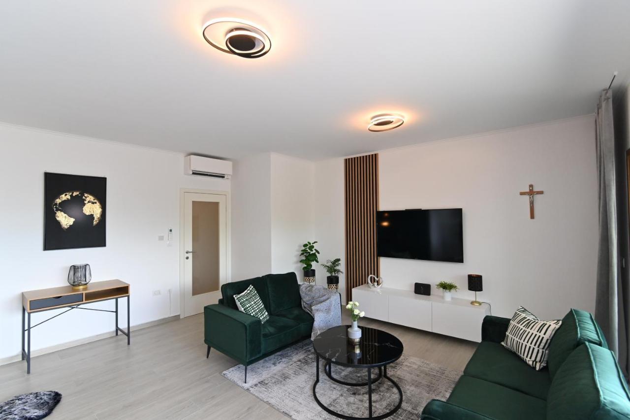 Sea View Deluxe Apartment Rijeka Dış mekan fotoğraf